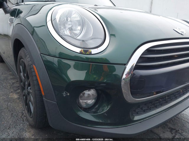 WMWXP5C53J2G63874 Mini Hardtop Cooper/oxford Edition