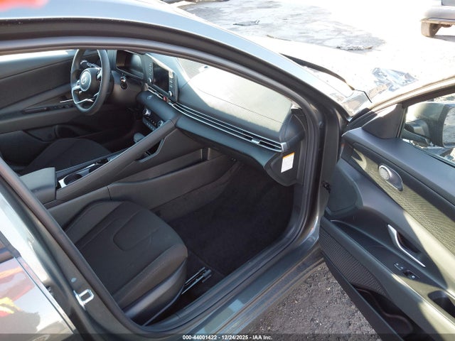 KMHLM4DJ5TU184954 Hyundai Elantra Hybrid Blue