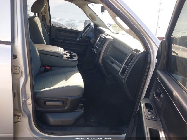 44001459 :رقم المزاد ، 1C6RR6FT7FS714746 vin ، 2015 Ram 1500 Express مزاد بيع