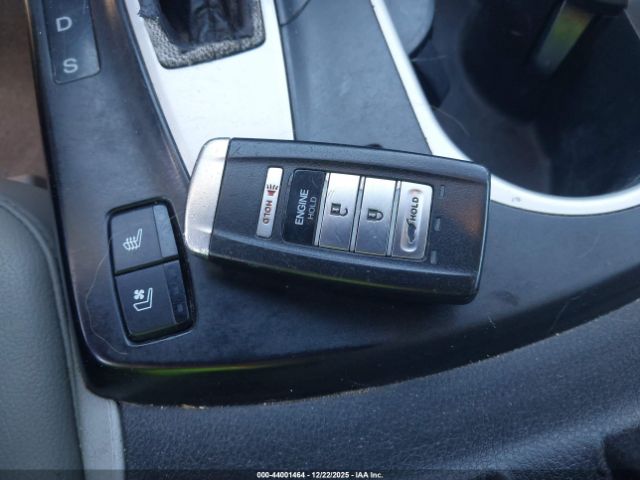 2018 ACURA RDX 5J8TB4H76JL002515 Photo 10