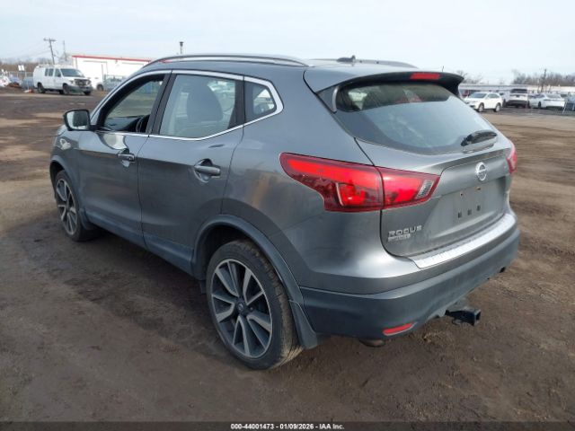 2018 NISSAN ROGUE SPORT JN1BJ1CR0JW204496 Photo 2