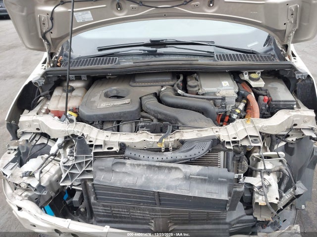 1FADP5AU4HL103773 Ford C-max Hybrid Se