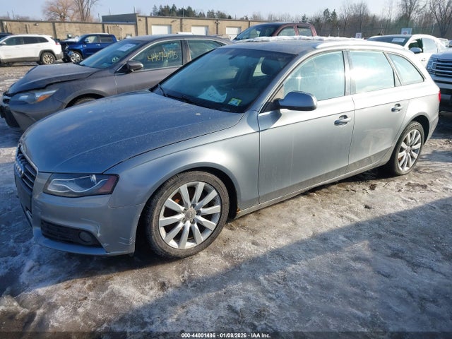 2011 AUDI A4 WAUWFAFL0BA121069 Photo 1