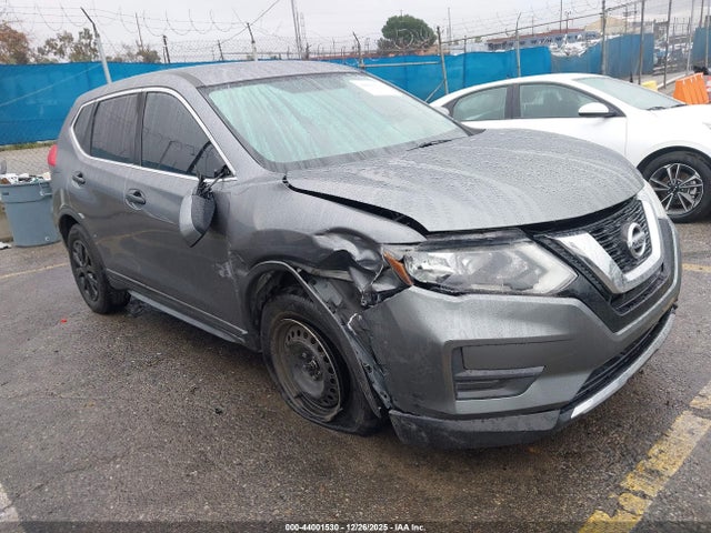 Nissan ROGUE S 2017 KNMAT2MT4HP570386 zdjęcie główne