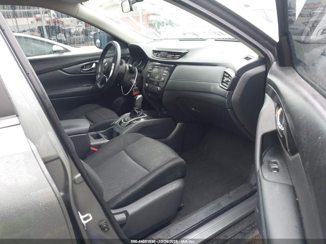 Nissan ROGUE S 2017 KNMAT2MT4HP570386 Image 5