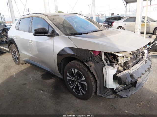 Toyota BZ4X XLE 2023 JTMABACA4PA040112 main image