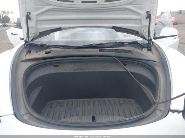 2023 TESLA MODEL 3 5YJ3E1EC2PF580547 Photo 9