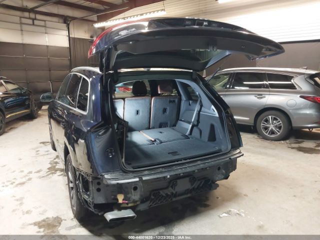 2018 AUDI Q7 WA1LAAF70JD008544 Photo 2