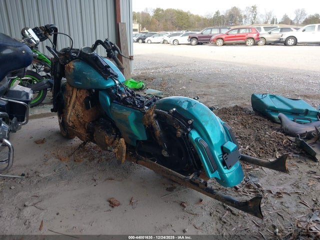 2015 HARLEY-DAVIDSON FLHR 1HD1FBM36FB617479 Photo 2