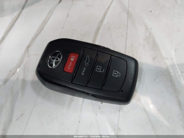 Toyota Corolla Cross Xle 2025 7MUDAAAG1SV119097 Image 11