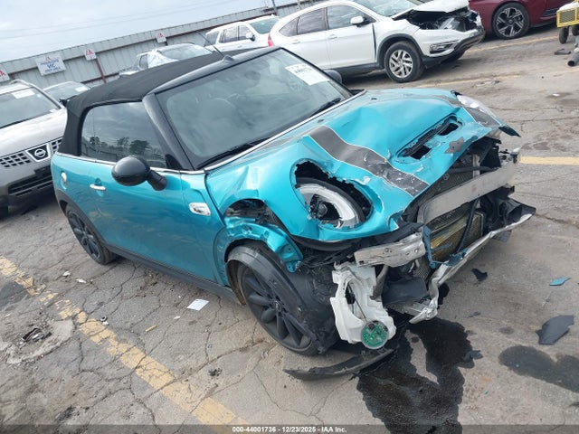 2017 MINI CONVERTIBLE WMWWG9C57H3C22675 Photo 0