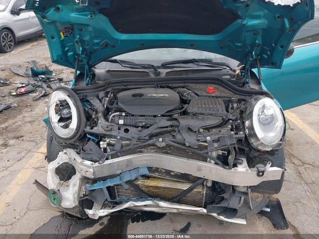 2017 MINI CONVERTIBLE WMWWG9C57H3C22675 Photo 9