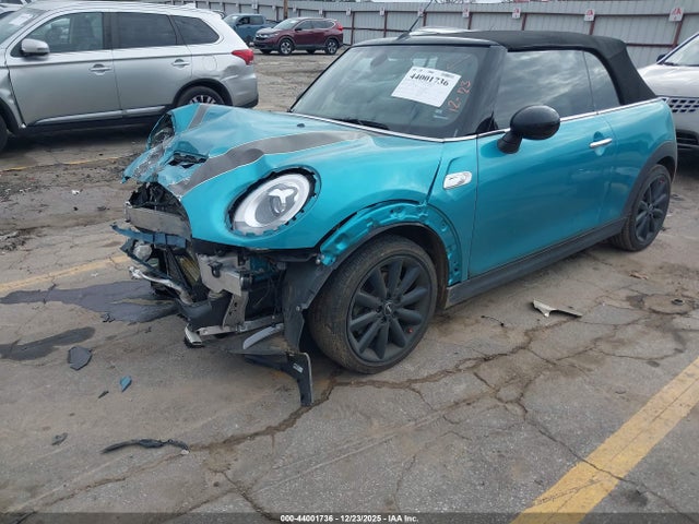 2017 MINI CONVERTIBLE WMWWG9C57H3C22675 Photo 5