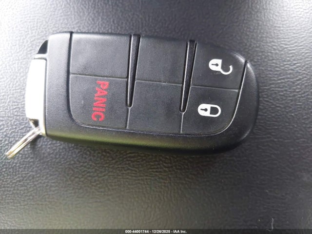 44001744 :رقم المزاد ، 3C4PDCAB0FT654304 vin ، 2015 Dodge Journey American Value Pkg مزاد بيع