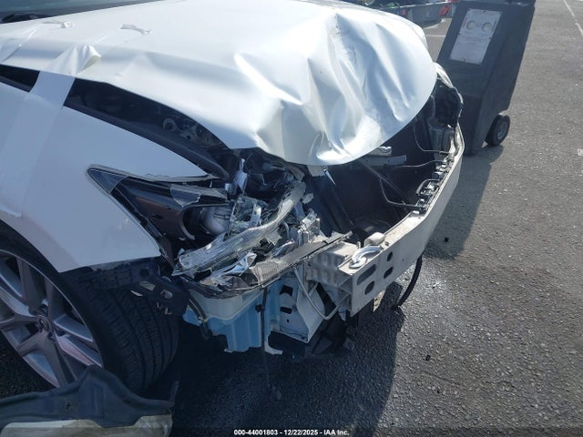 JTHKD5BH1E2192505 Lexus CT 200H