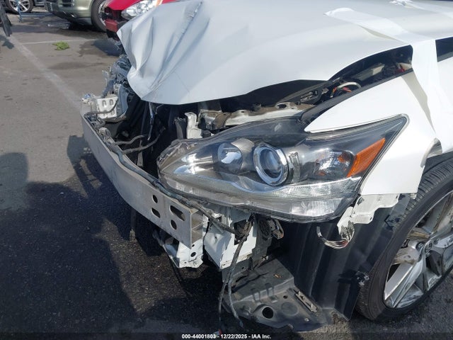 JTHKD5BH1E2192505 Lexus CT 200H