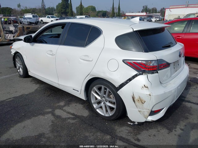 JTHKD5BH1E2192505 Lexus CT 200H