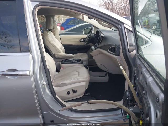 2021 CHRYSLER PACIFICA HYBRID 2C4RC1L78MR594569 Photo 4