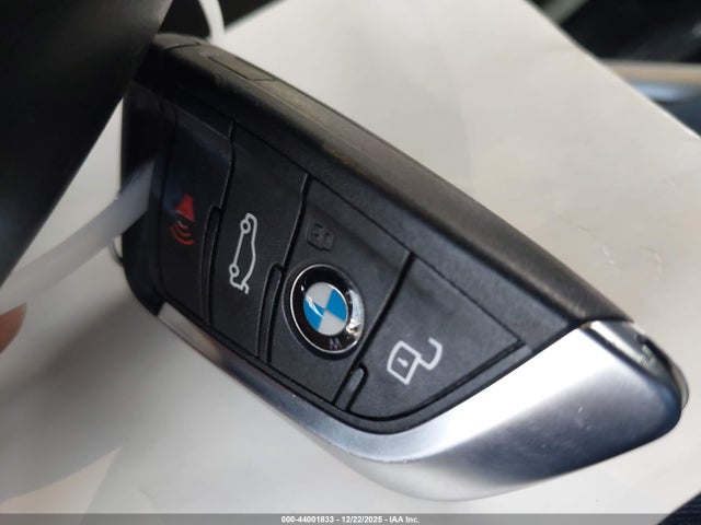 2023 BMW 3 SERIES 3MW49FF01P8C90103 Photo 10