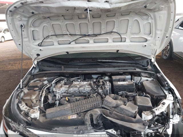 JTDVPRAE8LJ109756 Toyota COROLLA LE