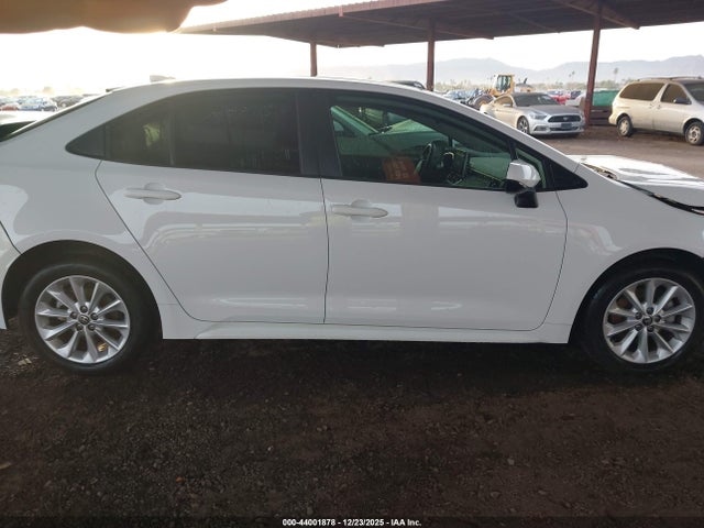JTDVPRAE8LJ109756 Toyota COROLLA LE