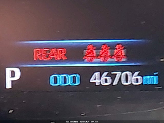 JTDVPRAE8LJ109756 Toyota COROLLA LE