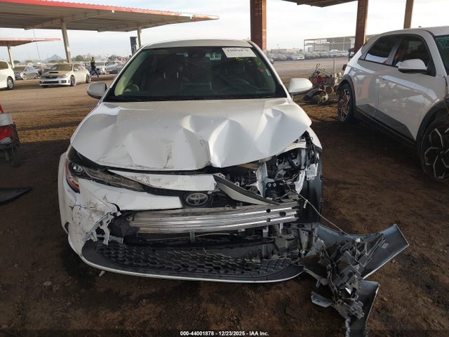 JTDVPRAE8LJ109756 Toyota COROLLA LE