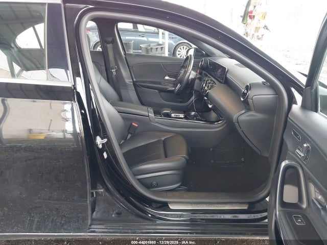 2020 MERCEDES-BENZ A 220 W1K3G4FB8LJ216210 Photo 4