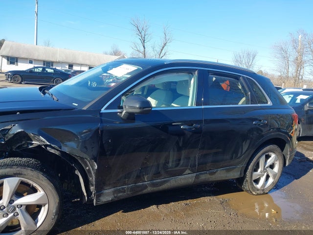 Продажа на аукционе авто 2020 Audi Q3 Premium 45 Tfsi Quattro Tiptronic, vin: WA1AECF32L1009445, номер лота: 44001887