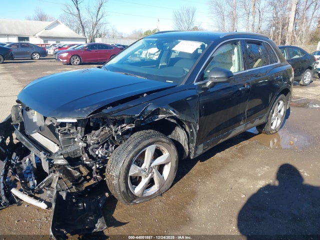 2020 AUDI Q3 WA1AECF32L1009445 Photo 1