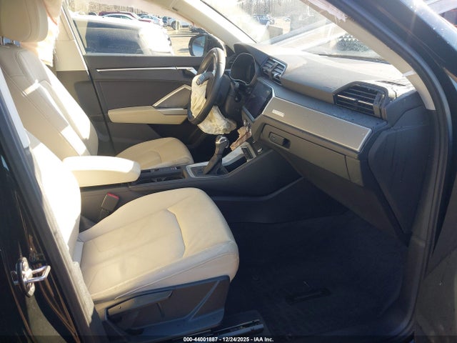 2020 AUDI Q3 WA1AECF32L1009445 Photo 4