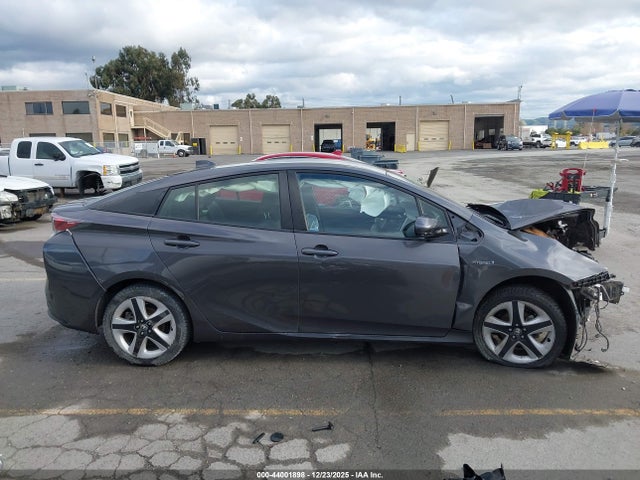 JTDKARFU1H3540360 Toyota Prius Four Touring