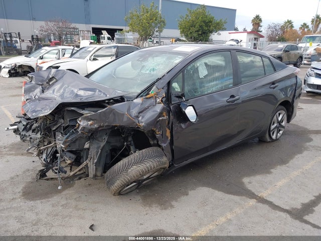 JTDKARFU1H3540360 Toyota Prius Four Touring