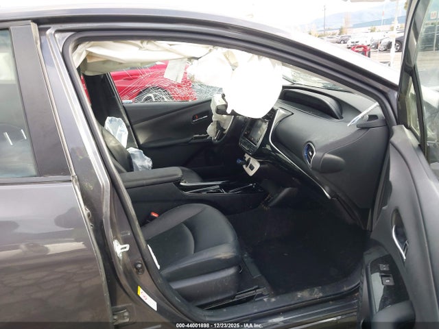 JTDKARFU1H3540360 Toyota Prius Four Touring