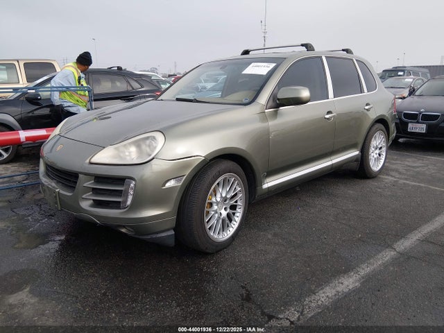 2010 PORSCHE CAYENNE WP1AA2APXALA06511 Photo 1