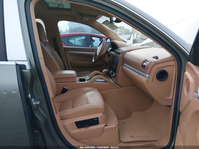 2010 PORSCHE CAYENNE WP1AA2APXALA06511 Photo 4