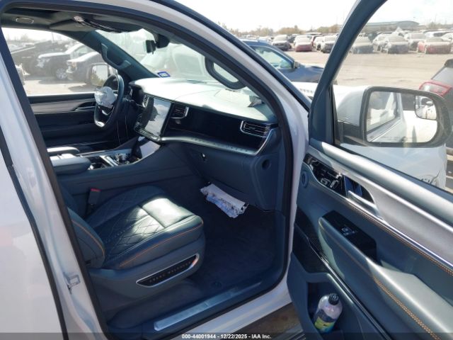 2022 JEEP GRAND WAGONEER 1C4SJVGJ0NS116845 Photo 4