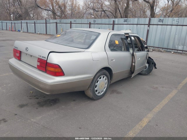 1996 LEXUS LS JT8BH22F3T0056709 Photo 3