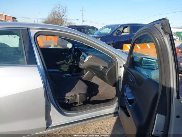 Chevrolet lfv - direct injection, variable valve timing, gen 1 2018 1G1ZD5ST7JF277509 Image 5