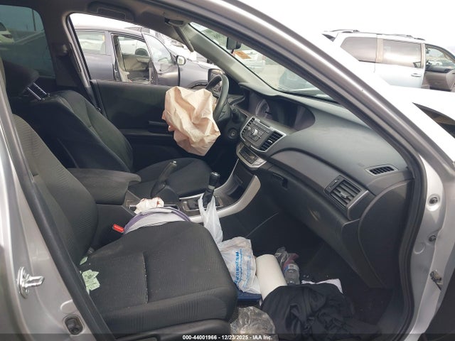 Honda ACCORD LX 2015 1HGCR2E32FA172472 Image 5
