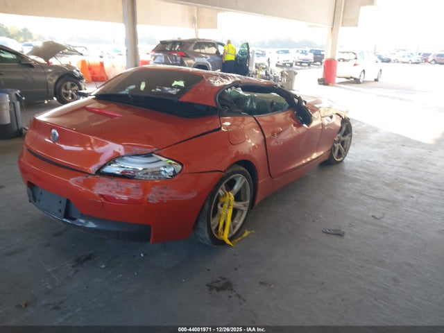 2014 BMW Z4 WBALL5C58EJ105621 Photo 3