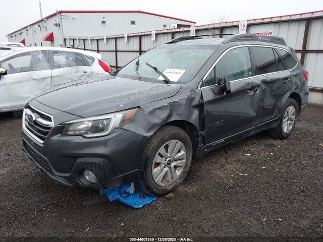 4S4BSAFC5J3368437 Subaru Outback 2.5i Premium