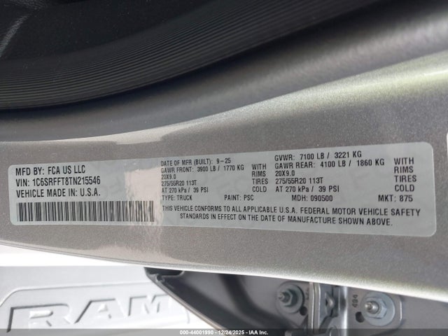 1C6SRFFT8TN215546 RAM 1500 Big Horn 4x4 5&#039;7 Box