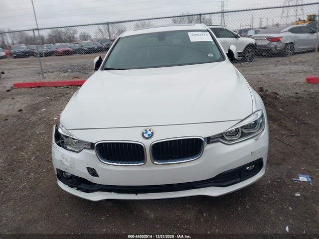 Продажа на аукционе авто 2018 Bmw 320i, vin: WBA8E1G5XJNU90489, номер лота: 44002014