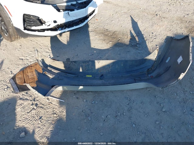 5NPD84LF4JH359499 Hyundai ELANTRA SEL
