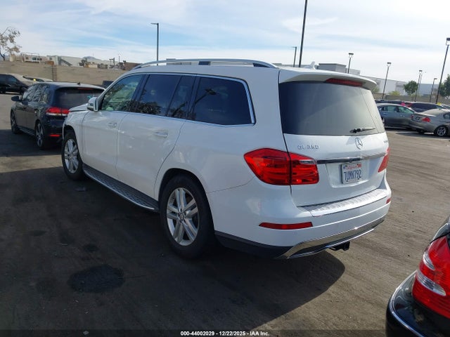 2014 MERCEDES-BENZ GL 350 BLUETEC 4JGDF2EE8EA281607 Photo 2