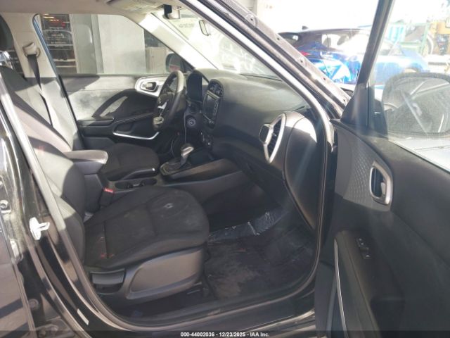 2022 KIA SOUL KNDJ23AU3N7800582 Photo 4