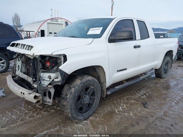 2014 TOYOTA TUNDRA 5TFUM5F13EX058668 Photo 1