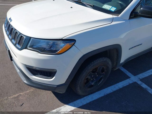 2018 JEEP COMPASS 3C4NJCAB2JT318176 Photo 5