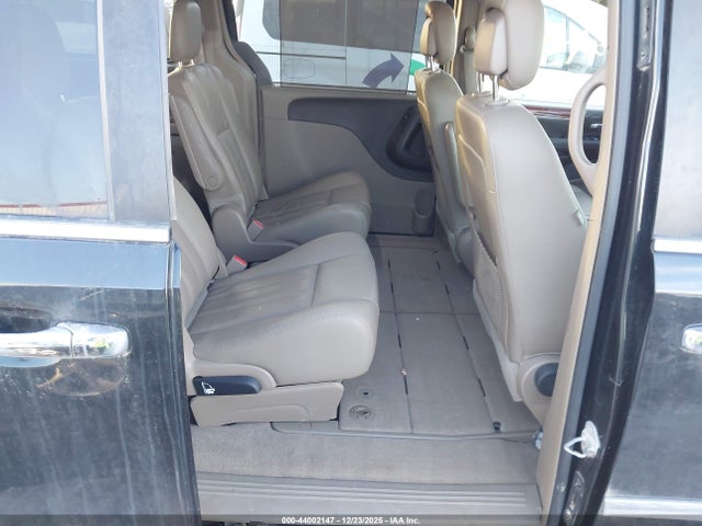 2C4RC1BG8FR583608 Chrysler Town &amp; Country Touring